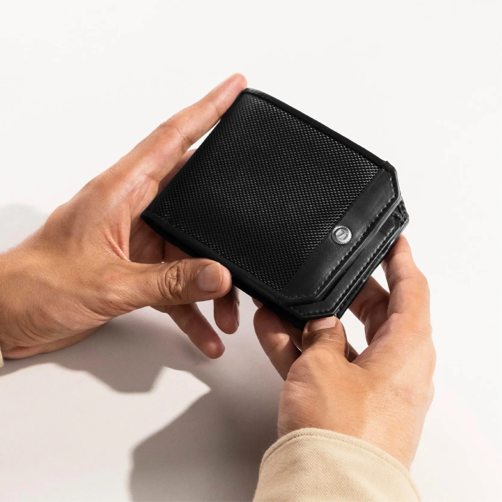 Abundance | Infinite Wallet - Black