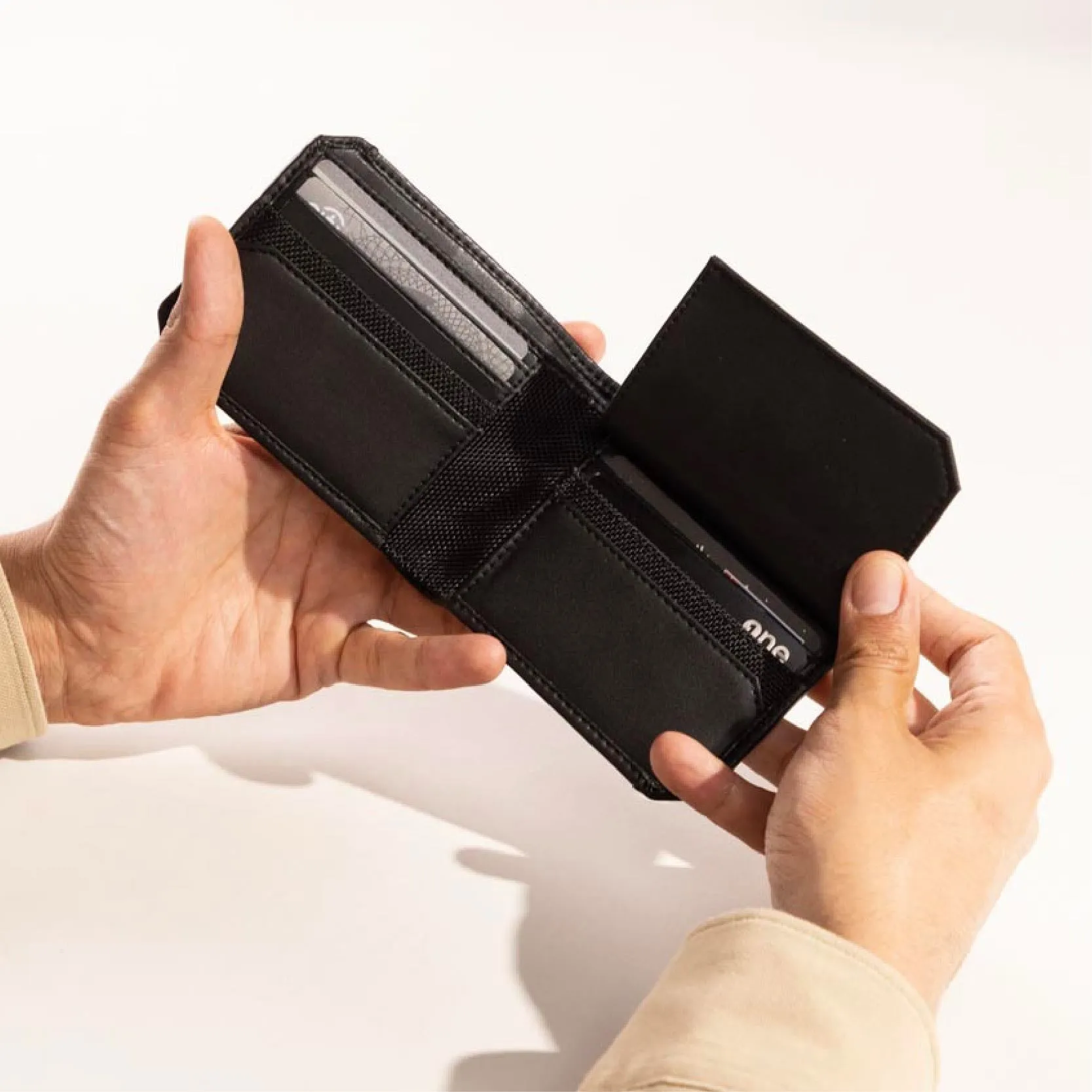 Abundance | Infinite Wallet - Black