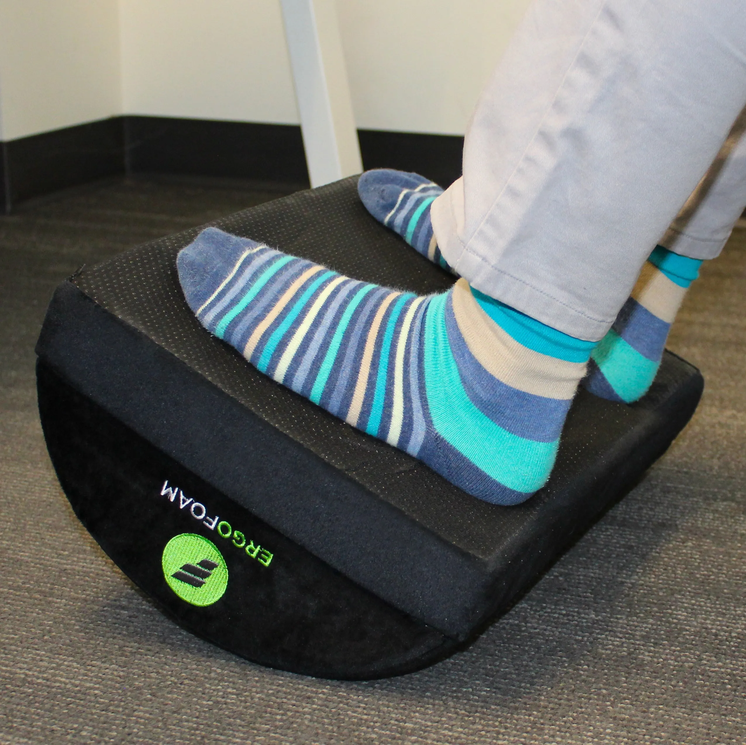 Adjustable Foot Rest (Velvet)