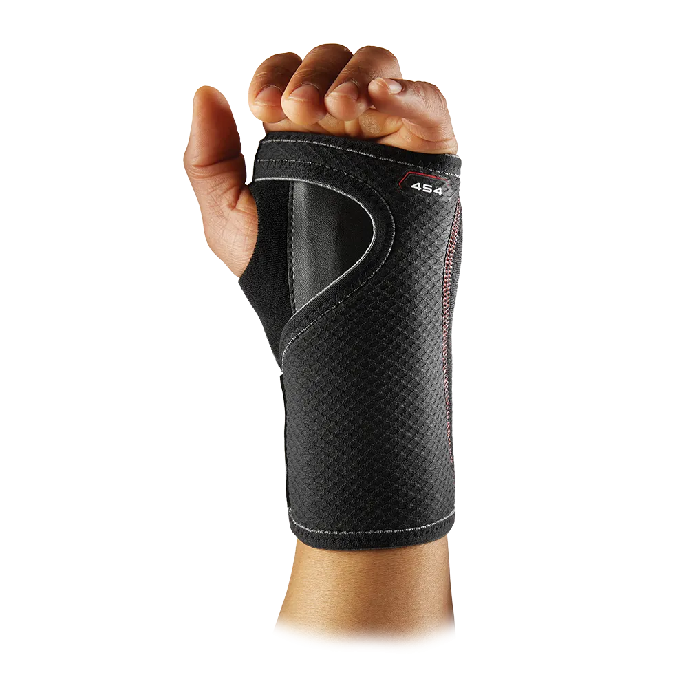 ADJUSTABLE WRIST BRACE