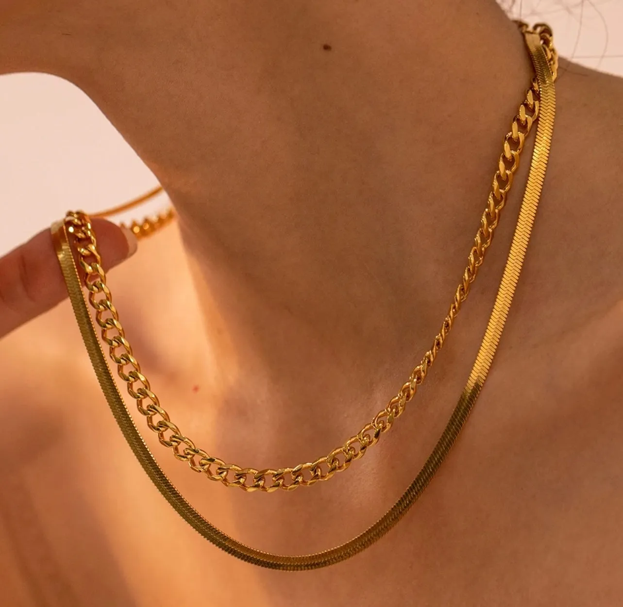 CHAIN   HERRINGBONE NECKLACE