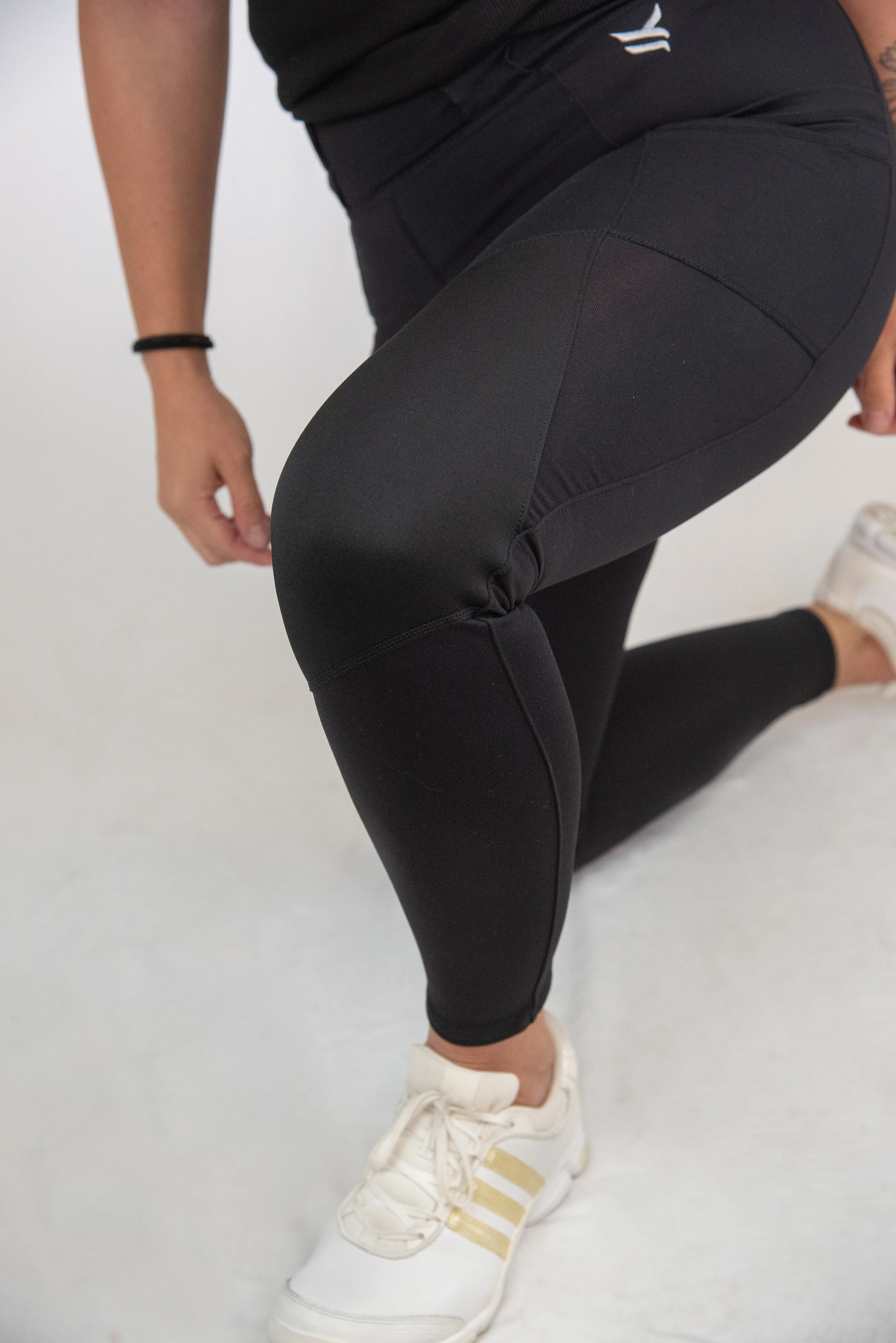 Crusader Leggings - High Rise, Curvy, Black