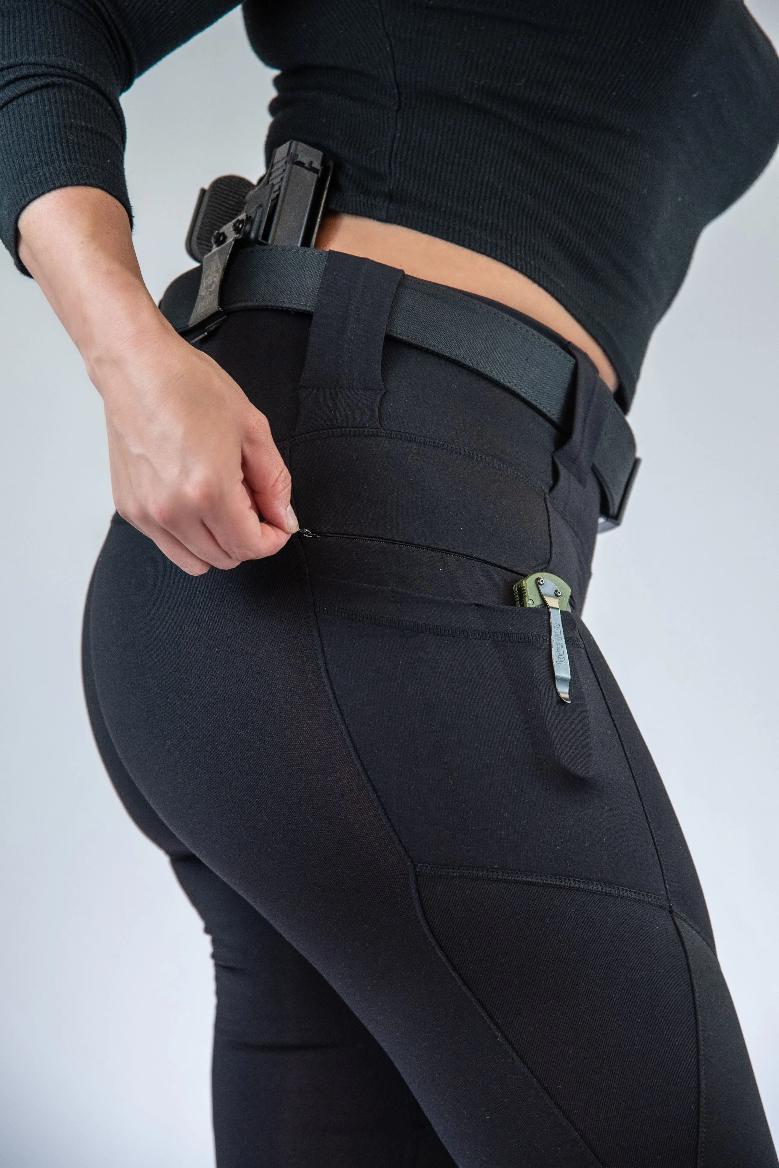 Crusader Leggings - High Rise, Curvy, Black