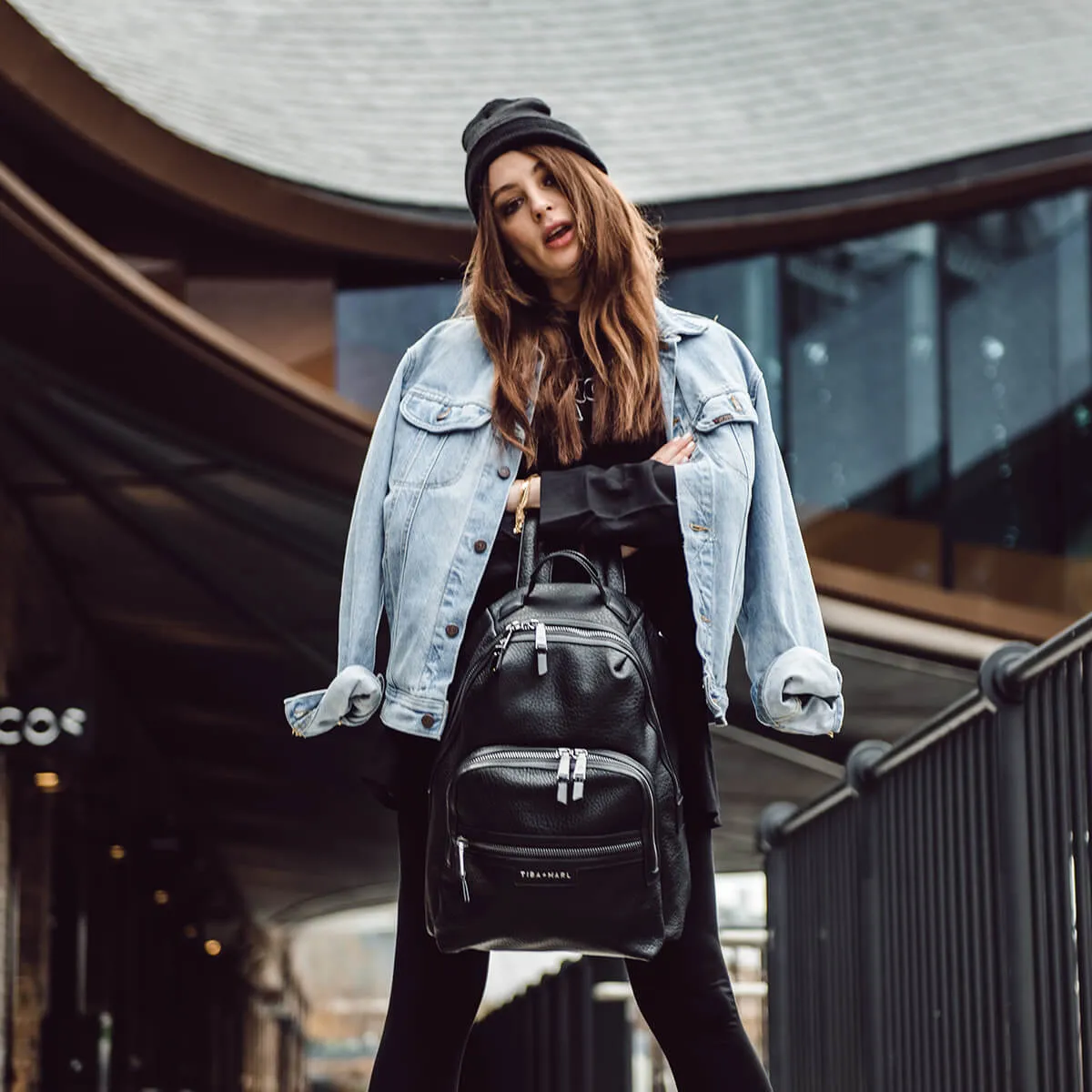 Elwood Changing Backpack Veganes Leder aus recyceltem Polyurethan