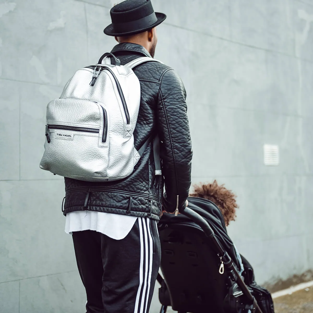 Elwood Changing Backpack Veganes Leder aus recyceltem Polyurethan