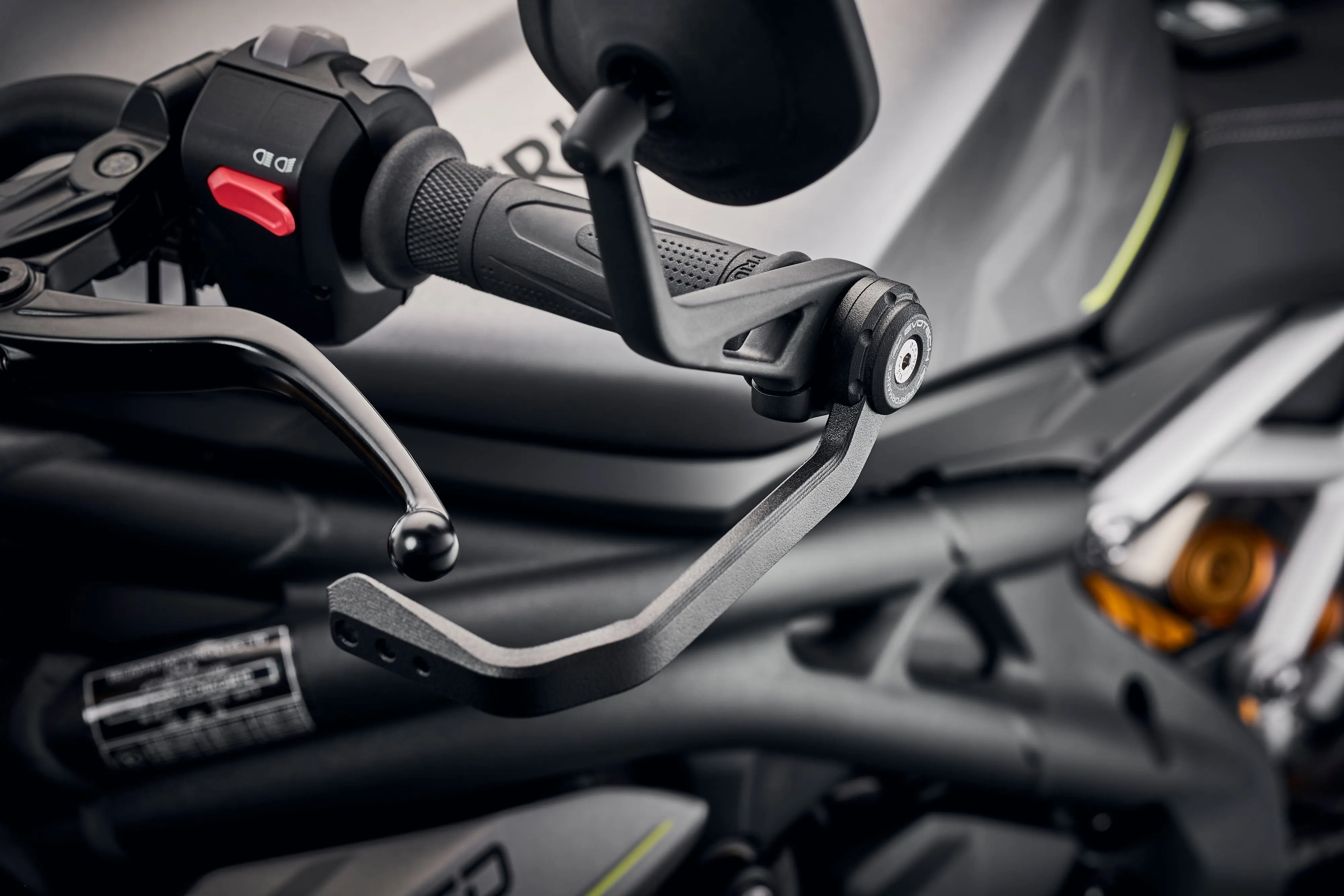 Evotech Triumph Bobber TFC Brake And Clutch Lever Protector Kit (2020 ) (Bar End Mirror Version)