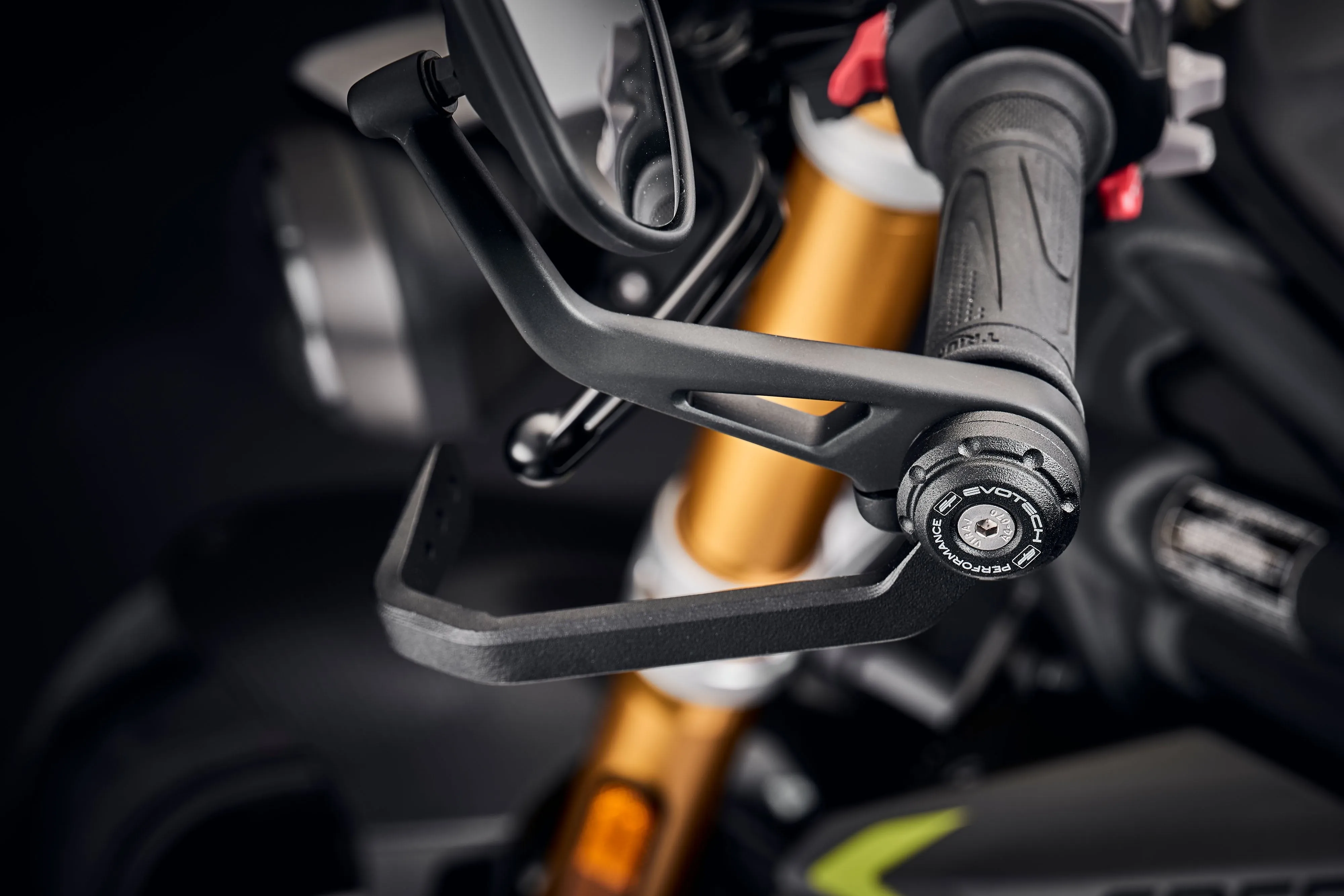 Evotech Triumph Bobber TFC Brake And Clutch Lever Protector Kit (2020 ) (Bar End Mirror Version)