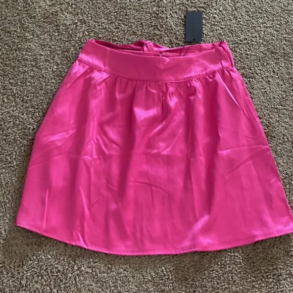 Gibsonlook bow back skirt