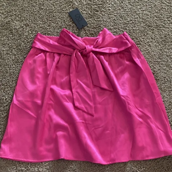 Gibsonlook bow back skirt