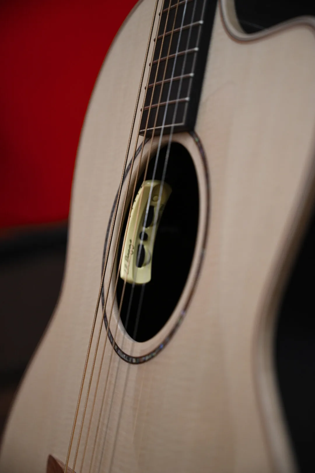 Lowden F-35C Lutz Spruce & Bog Oak