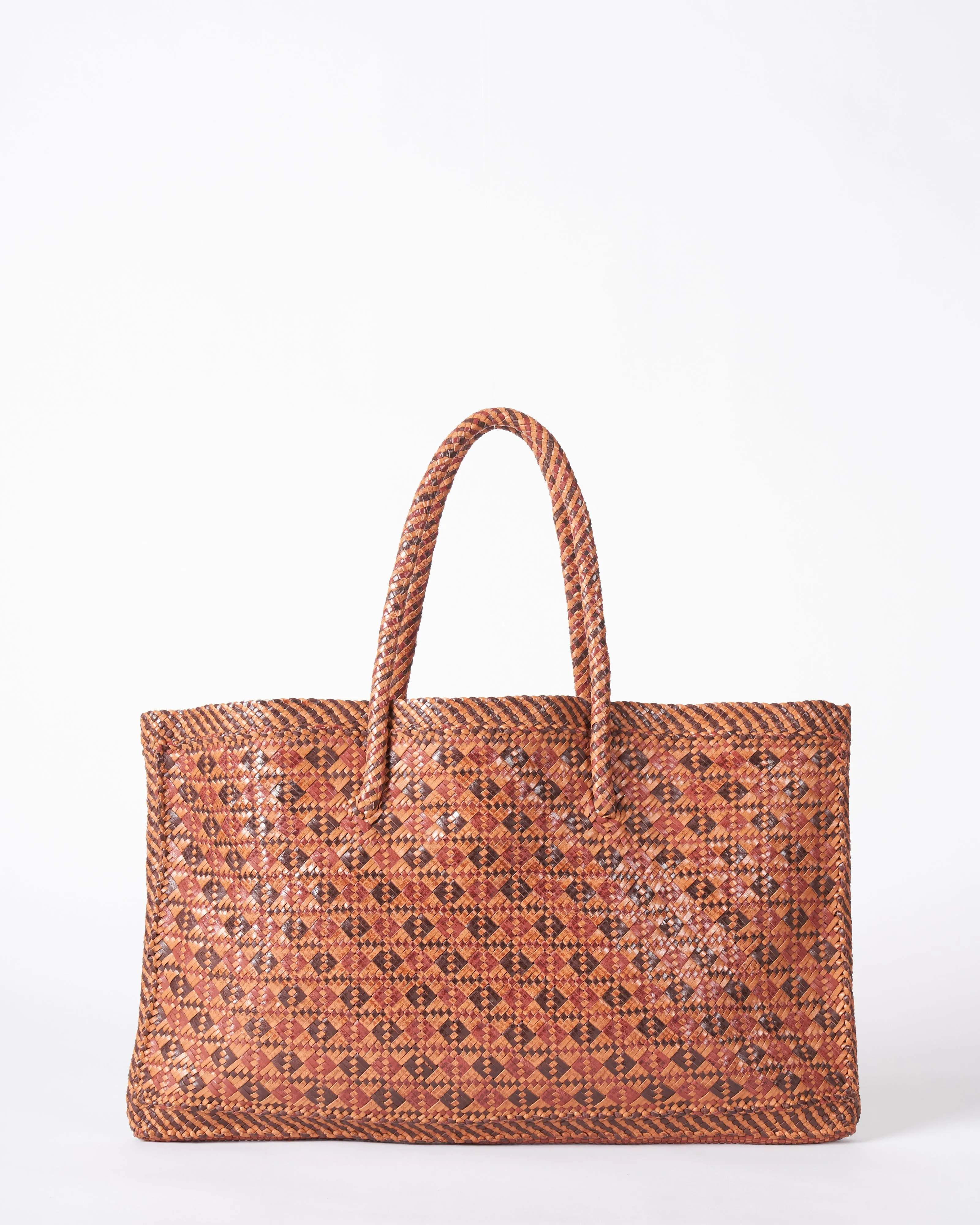 maori kete - burnished leather