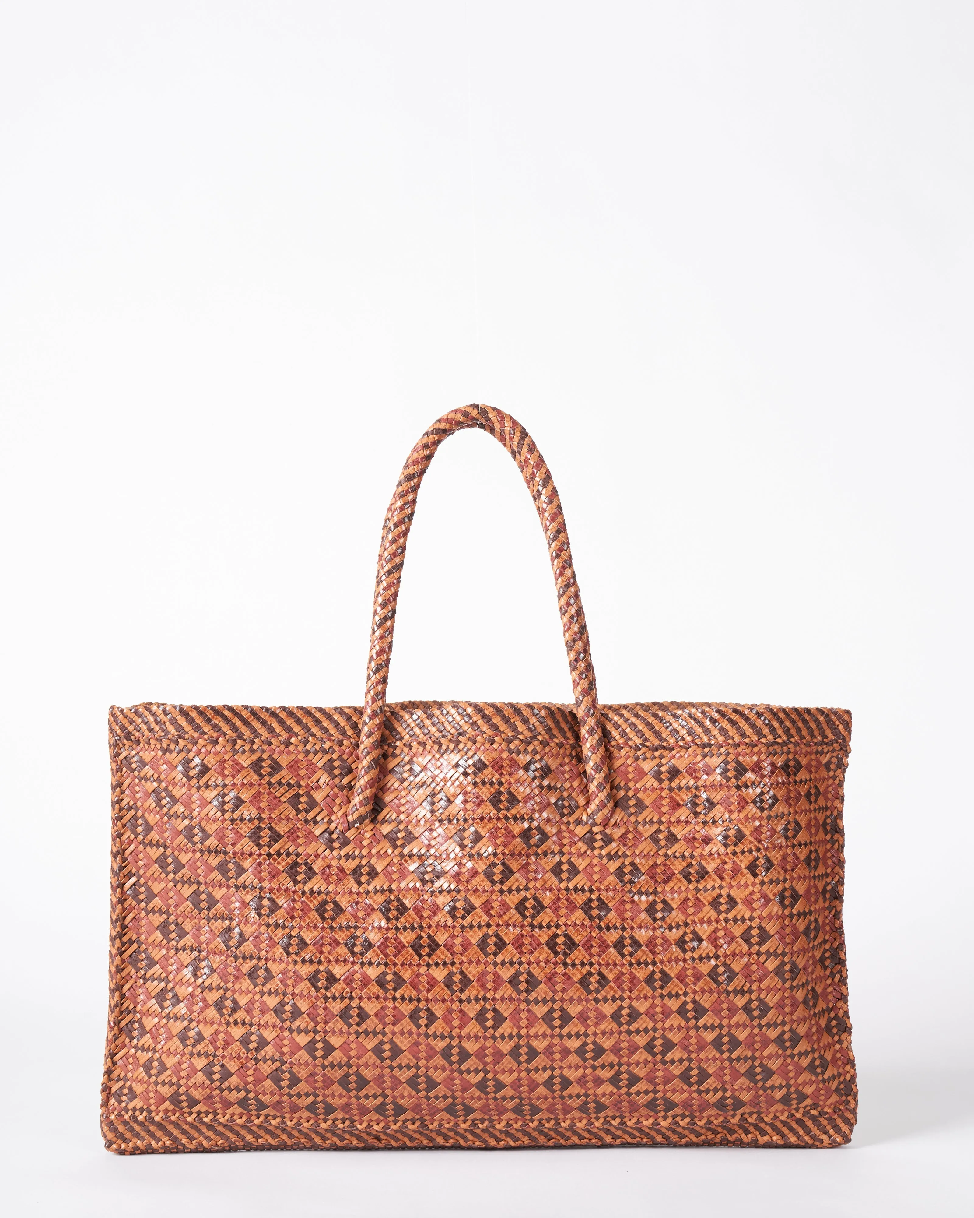 maori kete - burnished leather