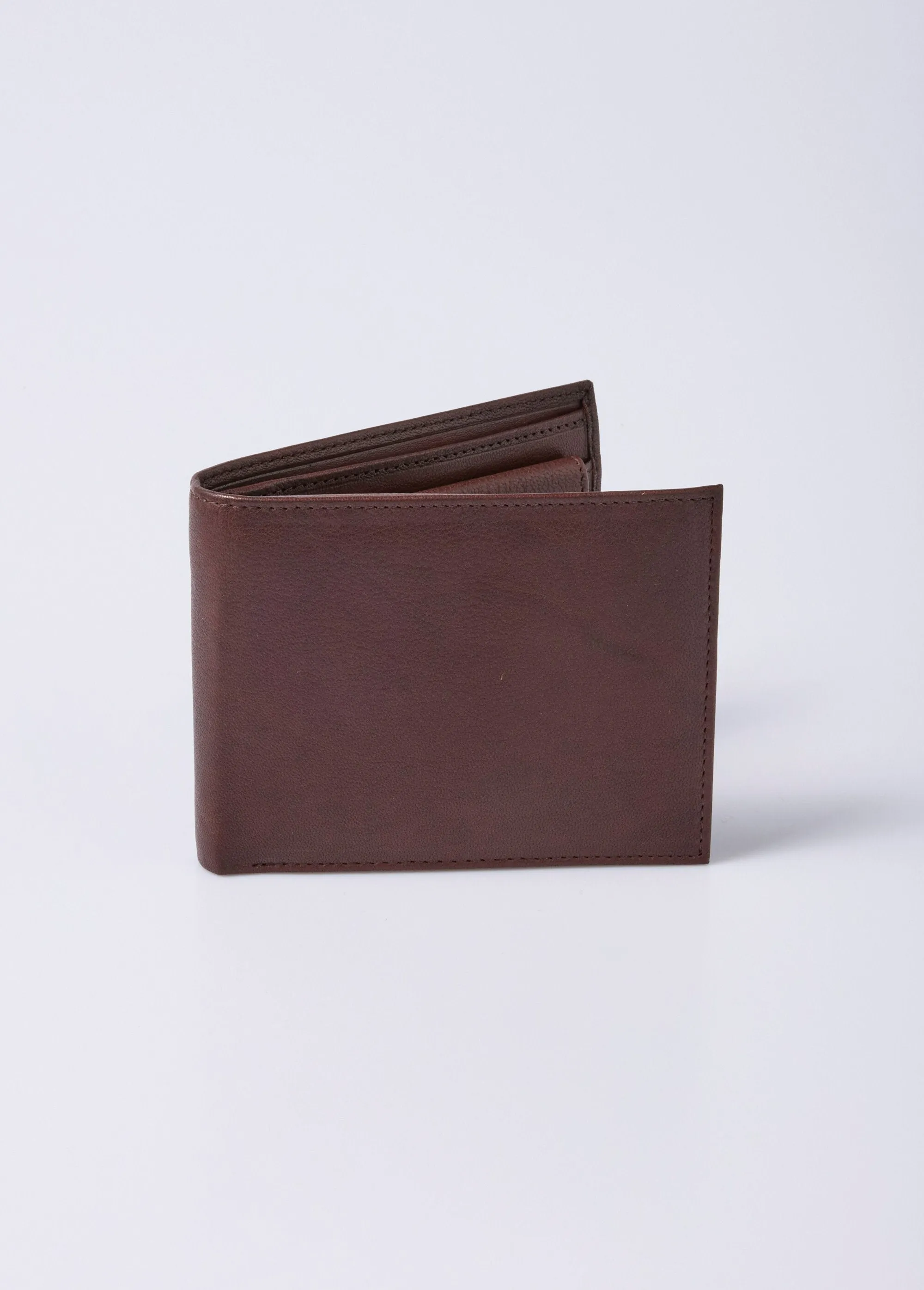 Men's wallet in matte grained leather