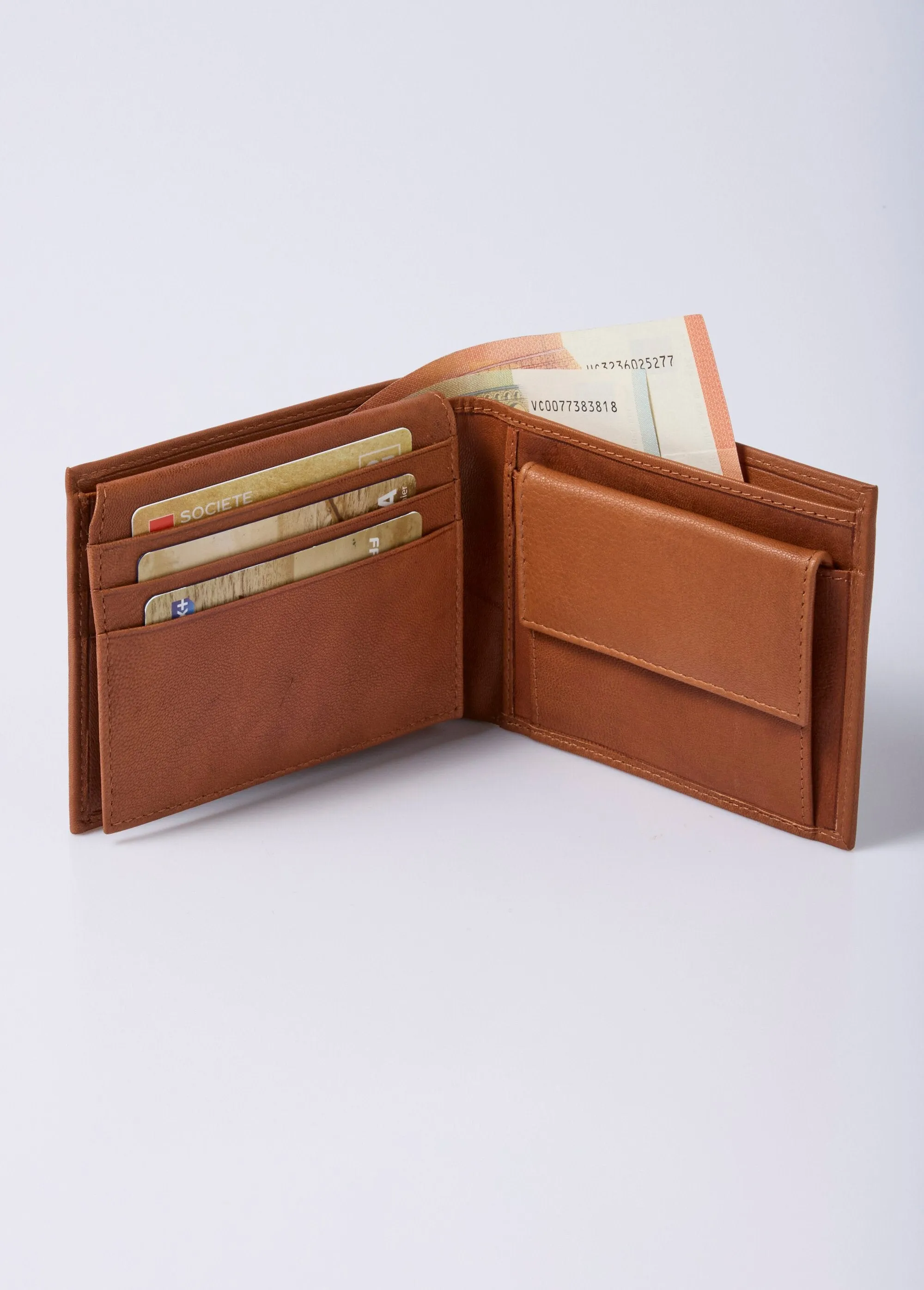 Men's wallet in matte grained leather