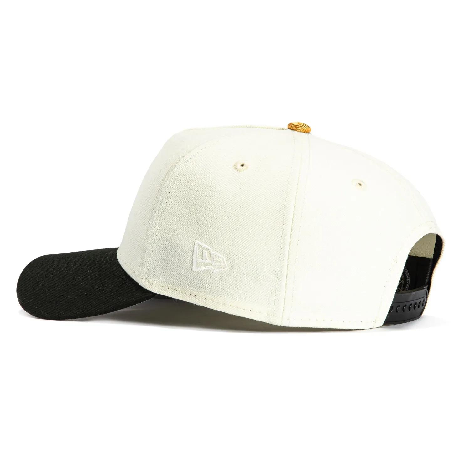 New Era 9Forty A-Frame White Dome Tampa Bay Lightning Gasparilla Snapback Hat - White, Black