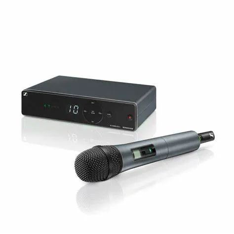 Sennheiser XSW 1-835 Wireless Handheld Vocal Set