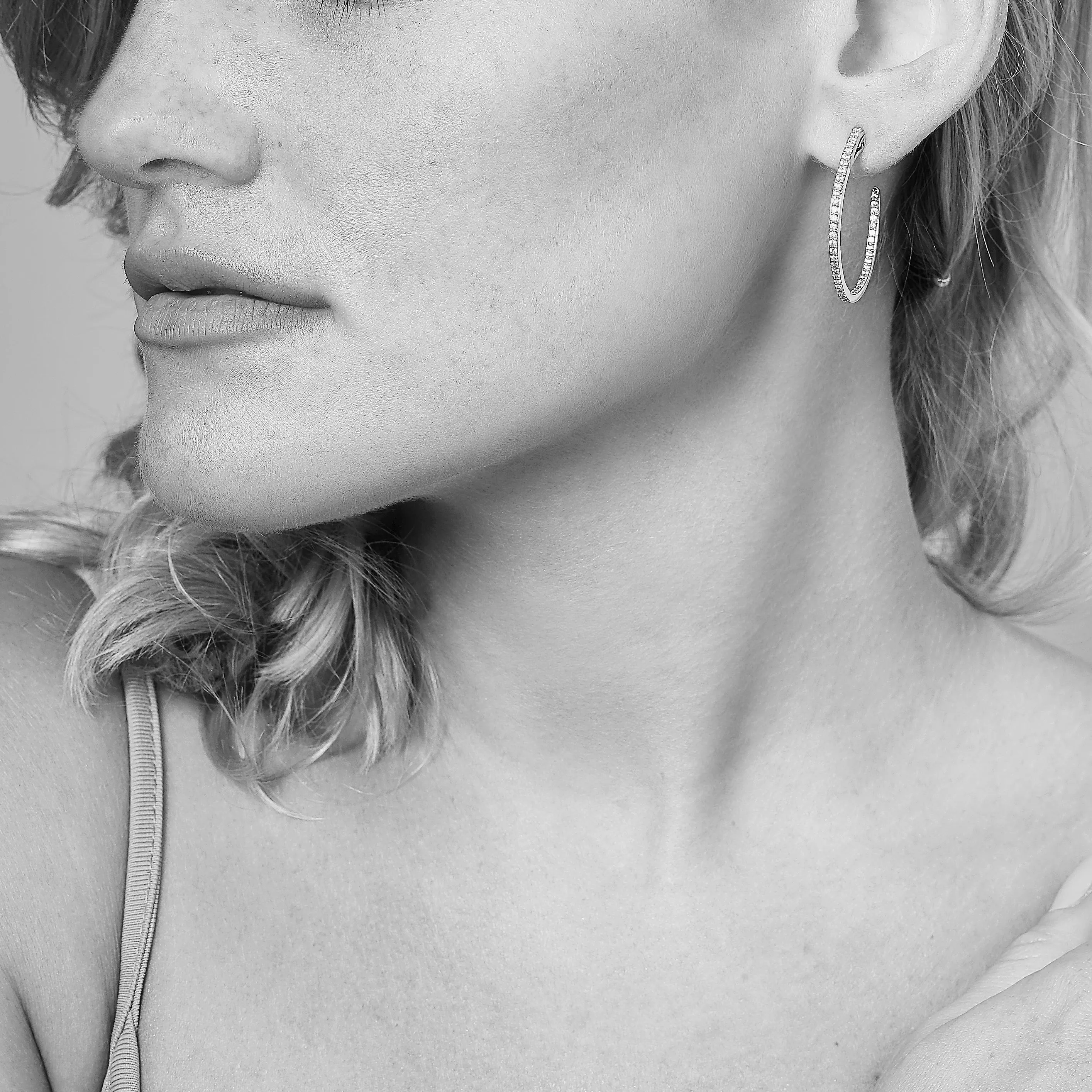 Spirit Pavé Hoop Earring 32mm - 18K Gold Vermeil   CZ Noir