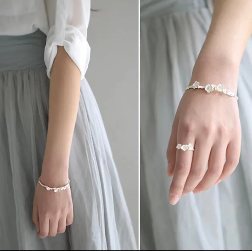 Sterling Silver Plum Blossom Bangle/Bracelet