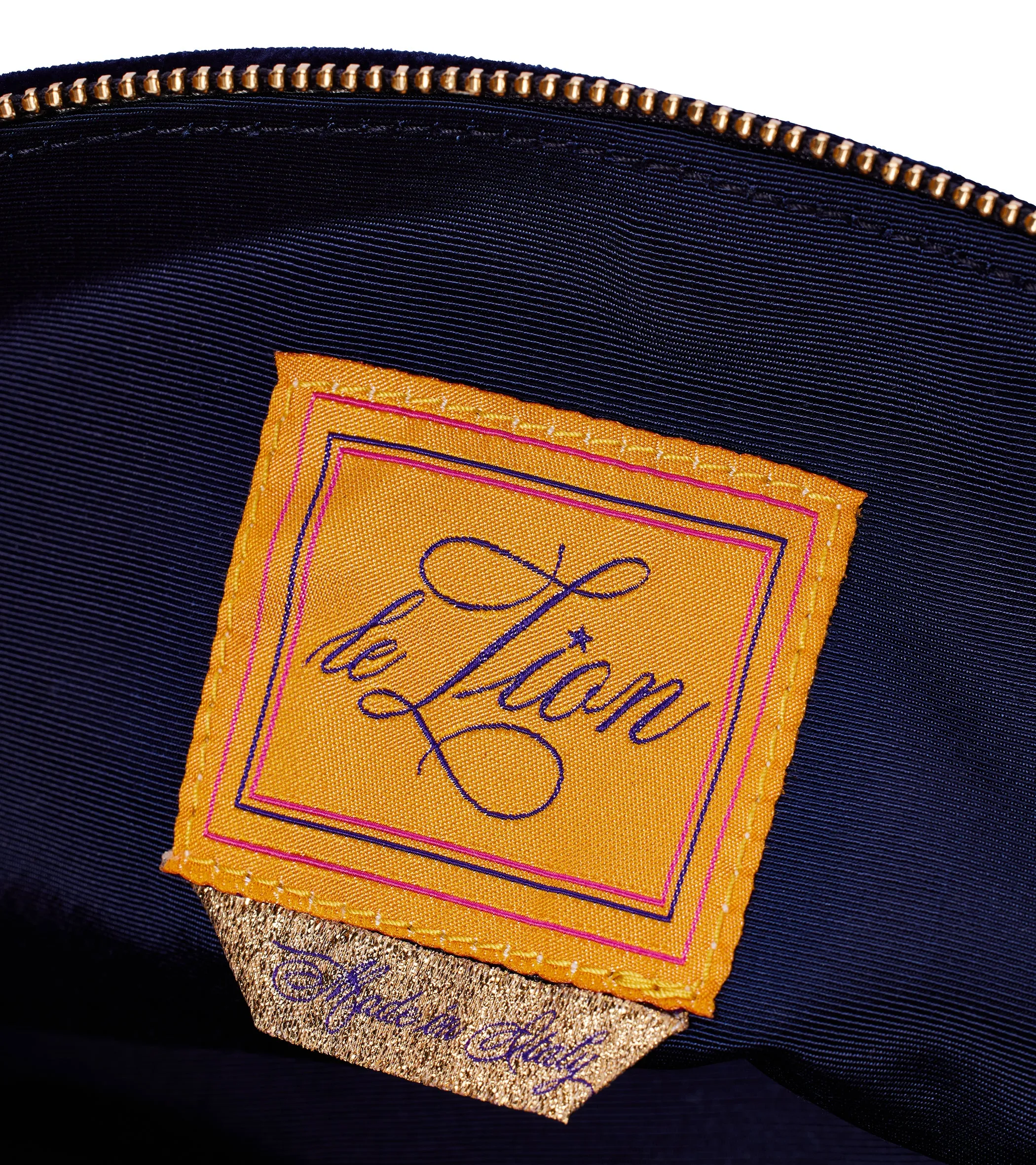 Velvet Le Pouch
