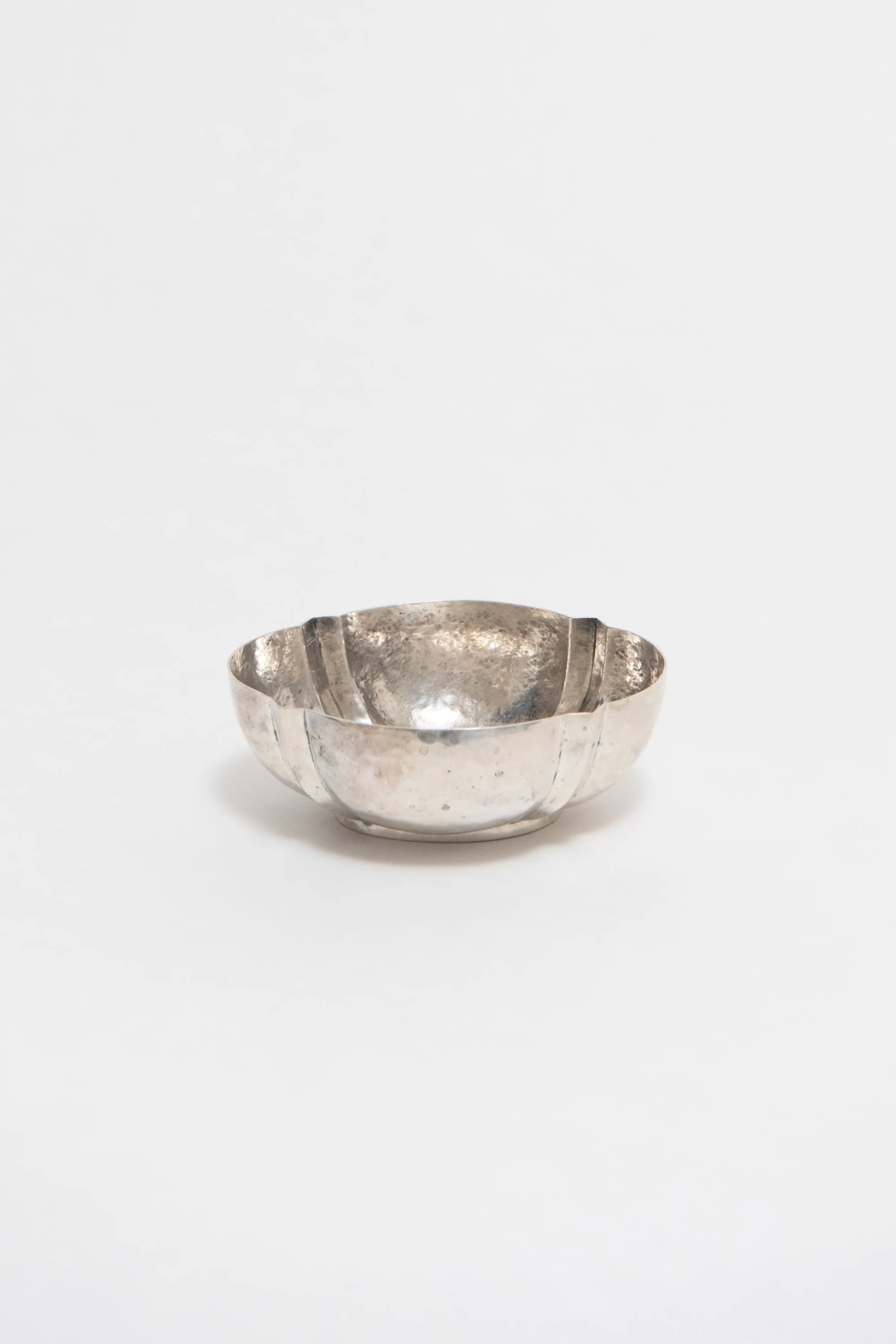 WILLIAM SPRATLING, HAMMERED STERLING SILVER POTPOURRI BOWL, C. 1940
